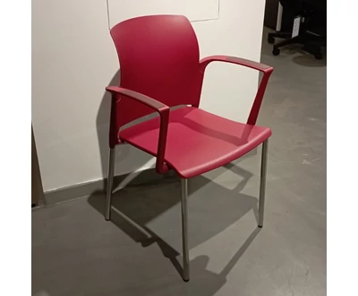 CLASS 100 karfás szék, bordó