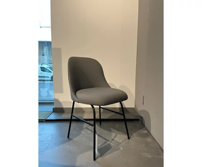 ALETA tárgyalószék, fekete porfestett láb