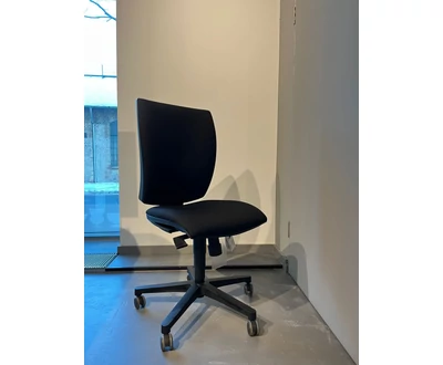 LYRA operatív szék, fekete